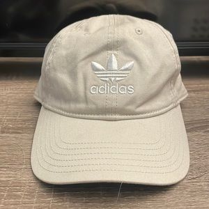 Adidas bball cap